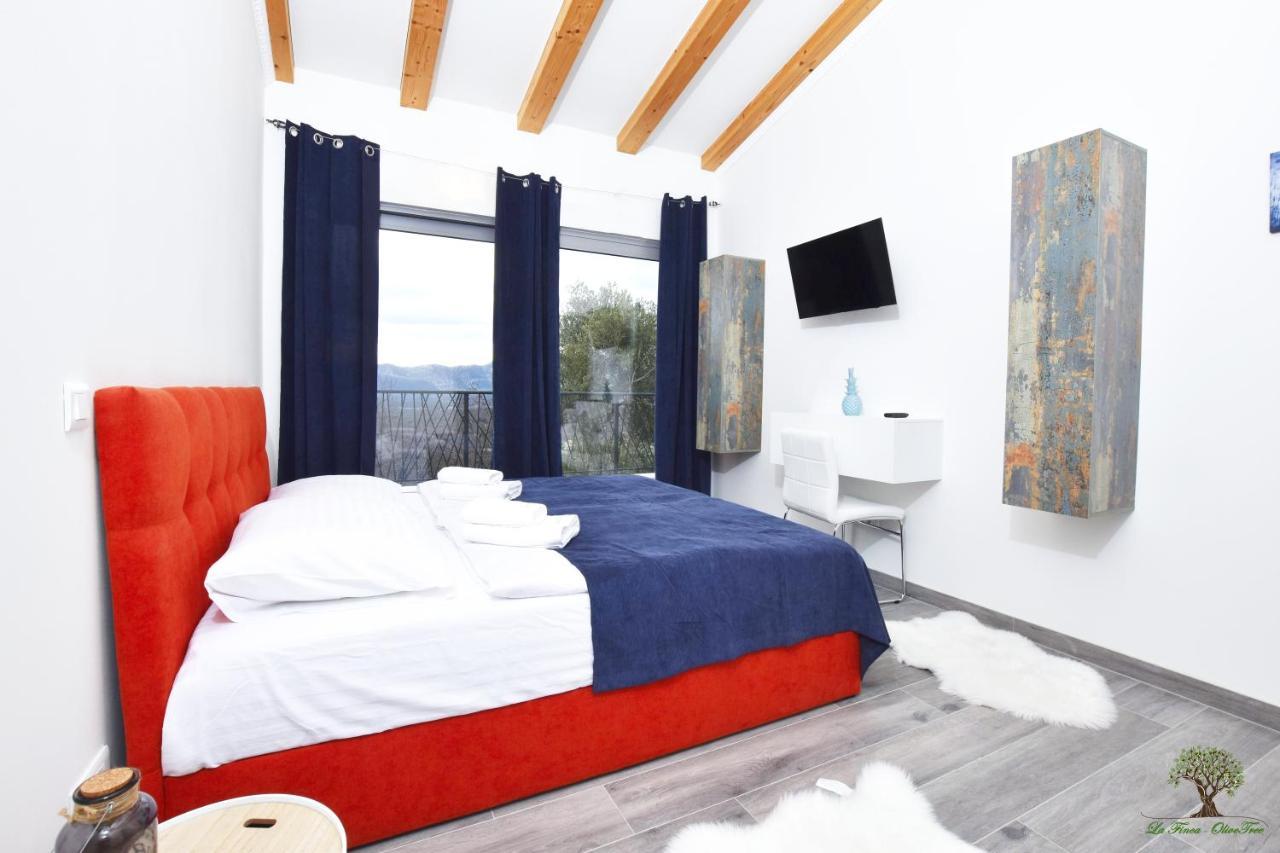 La Finca Olivetree Katuni ภายนอก รูปภาพ