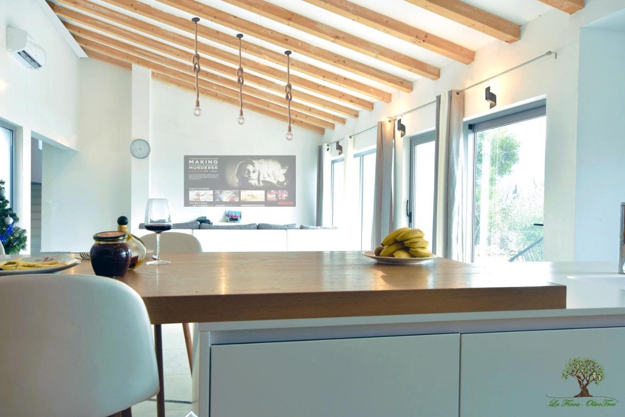 La Finca Olivetree Katuni ภายนอก รูปภาพ