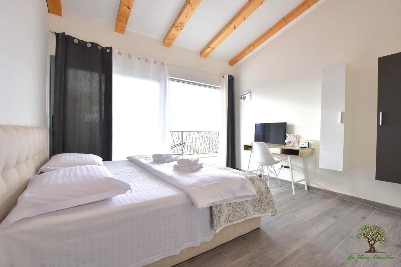 La Finca Olivetree Katuni ภายนอก รูปภาพ